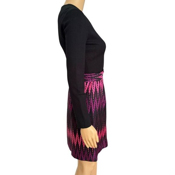 Milly Long Sleeve V Neck Belted Mini Dress 100% silk bottom size 2 - Picture 2 of 8